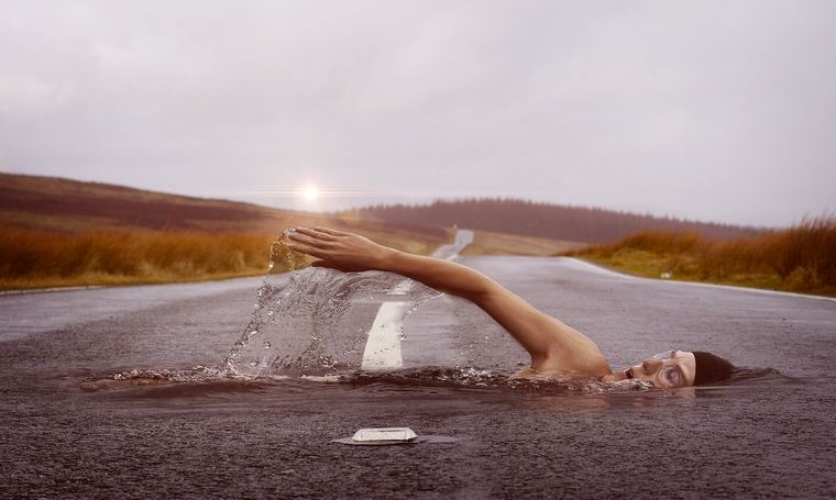 Front crawl, shot at water level