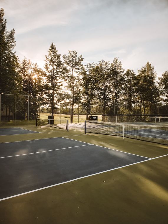 Court at dawn before the first match